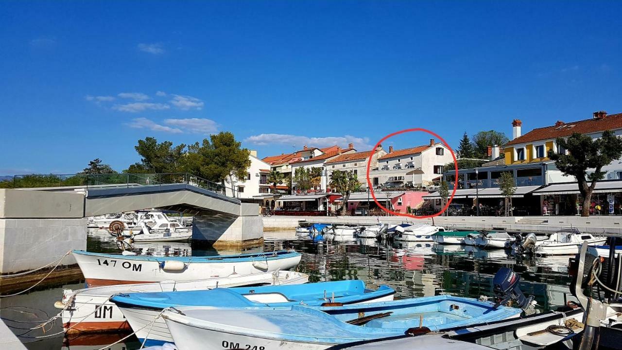 Apartment Iva Njivice Eksteriør bilde
